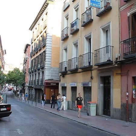 Hostal Xucar Madrid Eksteriør billede