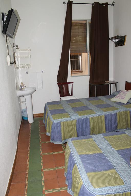 Hostal Xucar Madrid Værelse billede