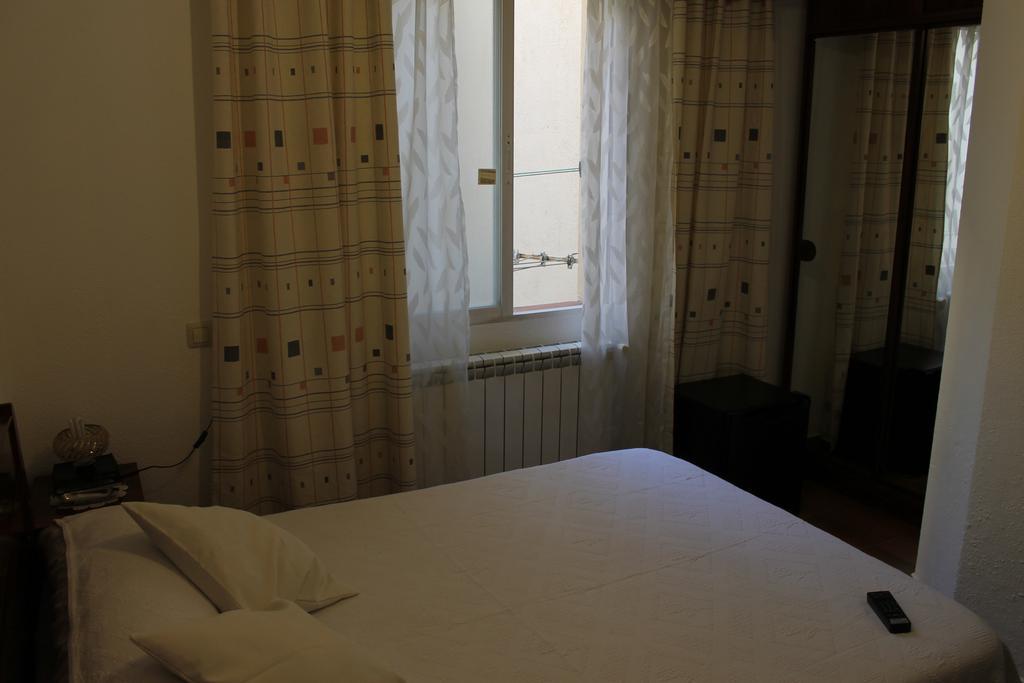 Hostal Xucar Madrid Værelse billede