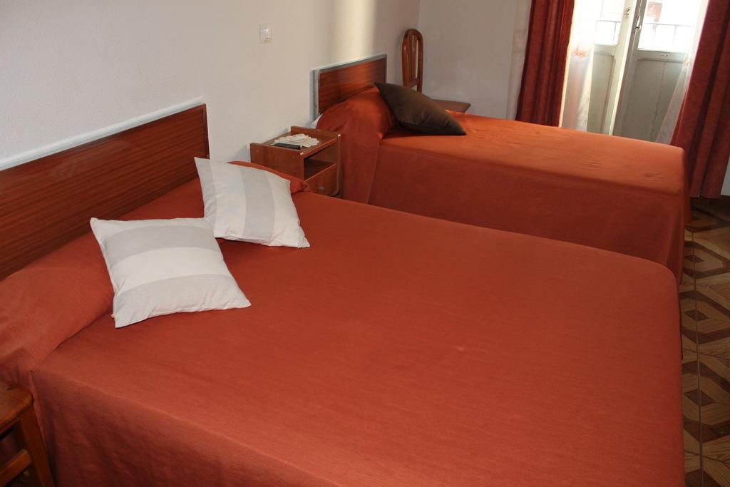 Hostal Xucar Madrid Værelse billede