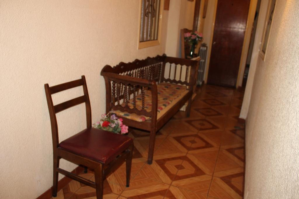 Hostal Xucar Madrid Eksteriør billede